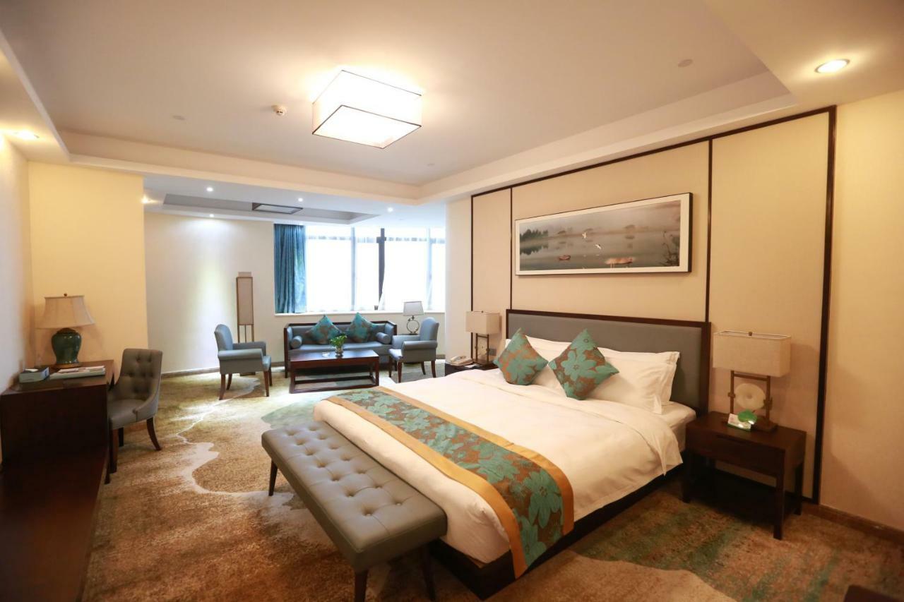 Guangzhou Seaman Club Hotel Exterior photo